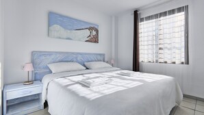 Room - All Suite Ibiza Aparthotel (Sant Antoni de Portmany)