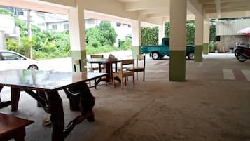 Free self parking