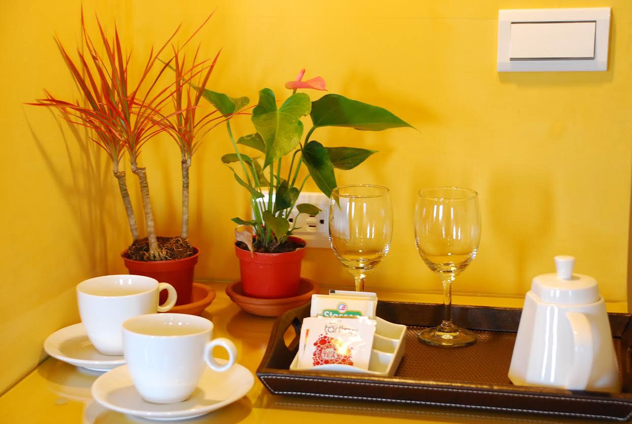 deluxe suite, 1 bedroom | desk, blackout curtains, soundproofing, free wifi