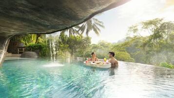 3 outdoor pools, open 7:00 AM to 9:00 PM, pool umbrellas, sun loungers