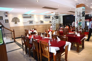 Indian cuisine - Hotel Ekant (Faridabad)