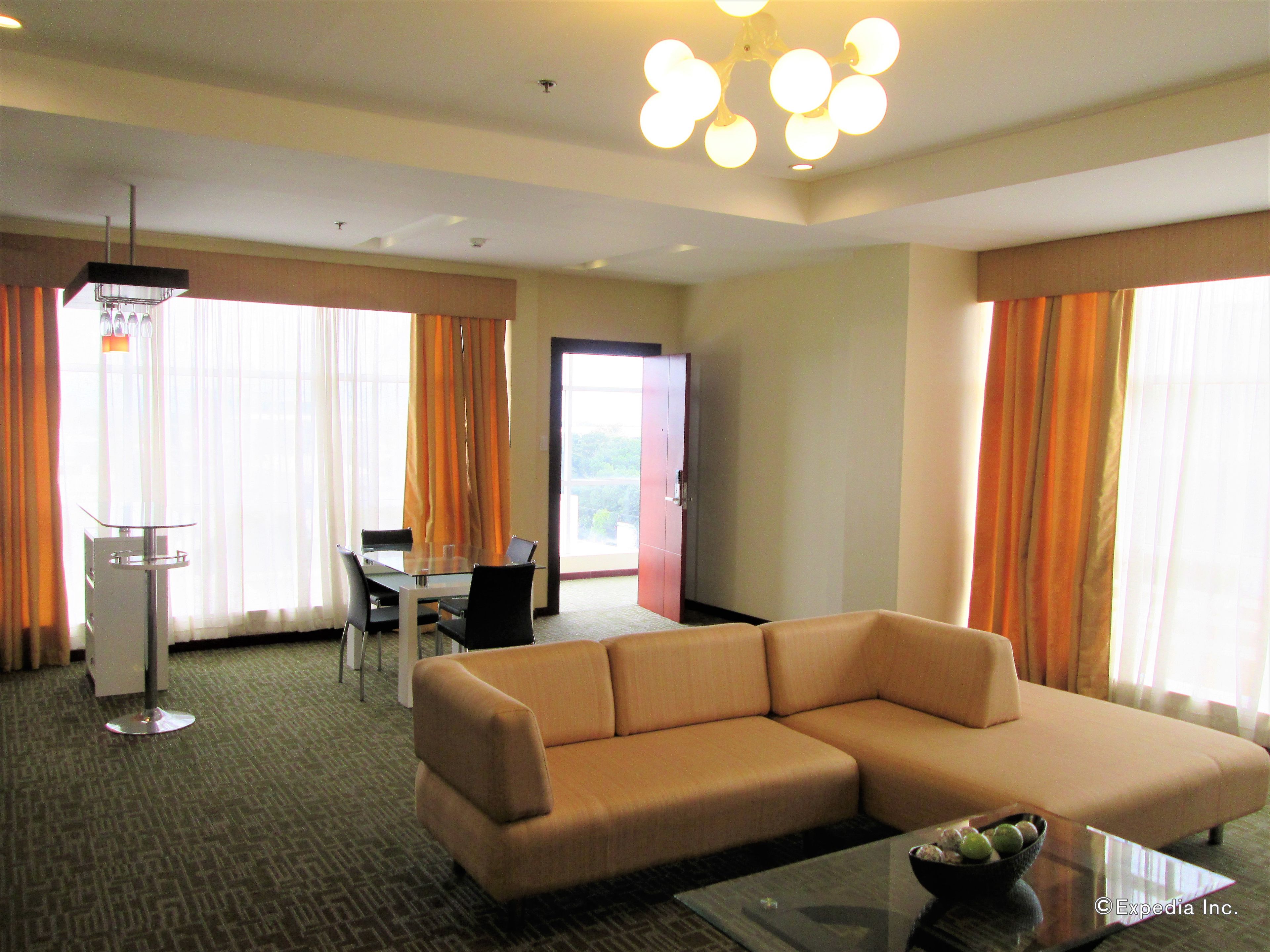 Penthouse | Living area | Flat-screen TV