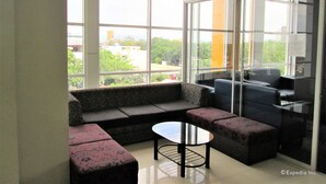 Lobby sitting area - Marianne Suites (Cagayan de Oro)