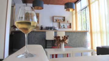 28-Zoll-Flachbildfernseher mit Digitalempfang, Fernseher