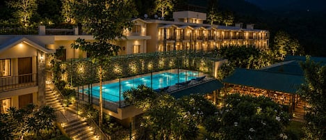 Front of property - evening/night
