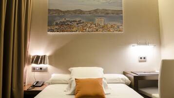 Single Room | Premium bedding, down comforters, minibar, in-room safe
