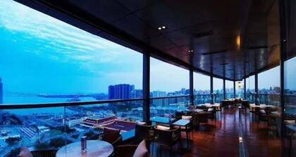 Zhuhai Charming Holiday Hotel