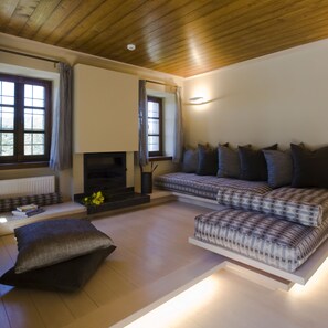 Télévision à écran plasma de 22 pouces avec chaînes numériques