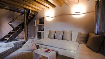 22-inch plasma TV with digital channels, TV, fireplace