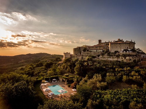 Aethos Hotel  Saragano