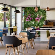 Holiday Inn Marseille Airport by IHG