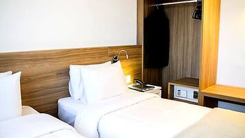 Minibar, coffres-forts dans les chambres, bureau, chambres insonorisées