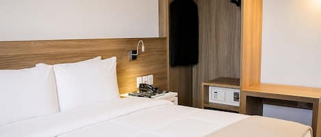Minibar, in-room safe, desk, soundproofing