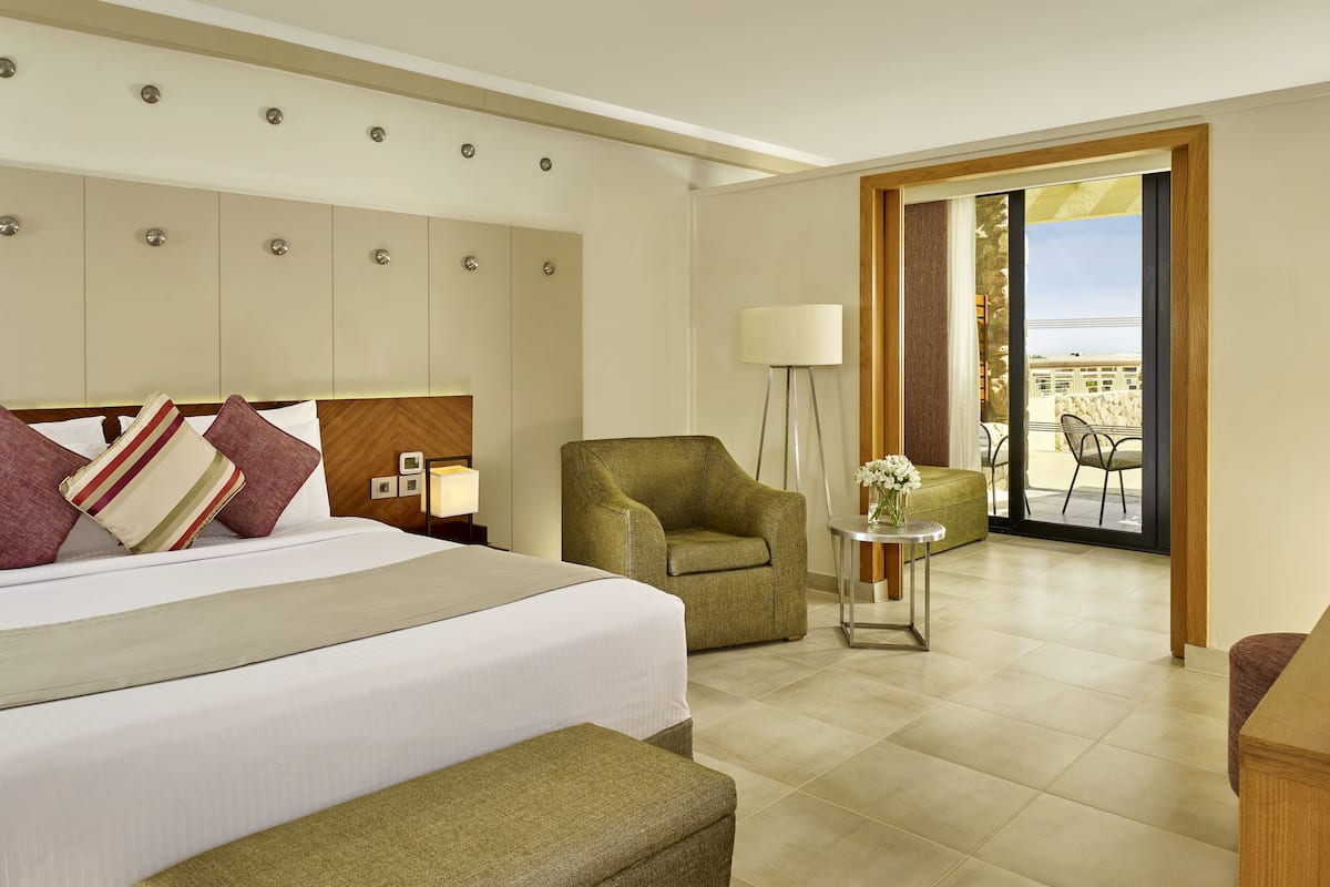 1 bedroom, Egyptian cotton sheets, premium bedding, minibar