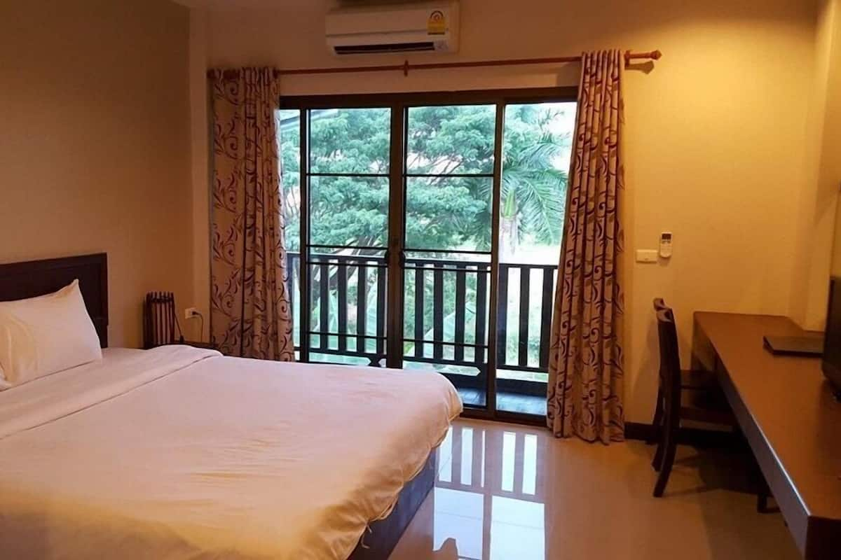 Deluxe Double Room | Air conditioning