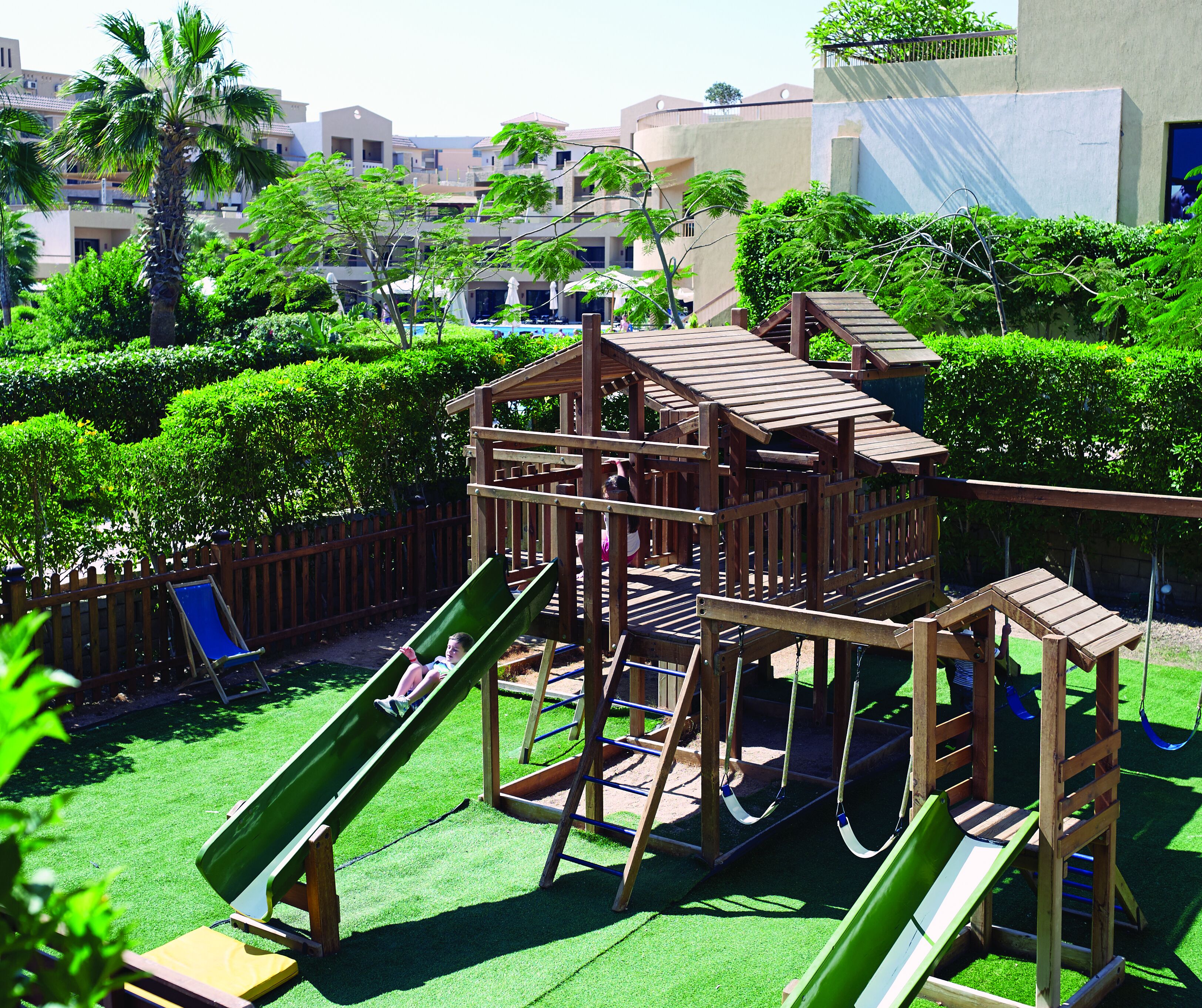 children’s play area – outdoor