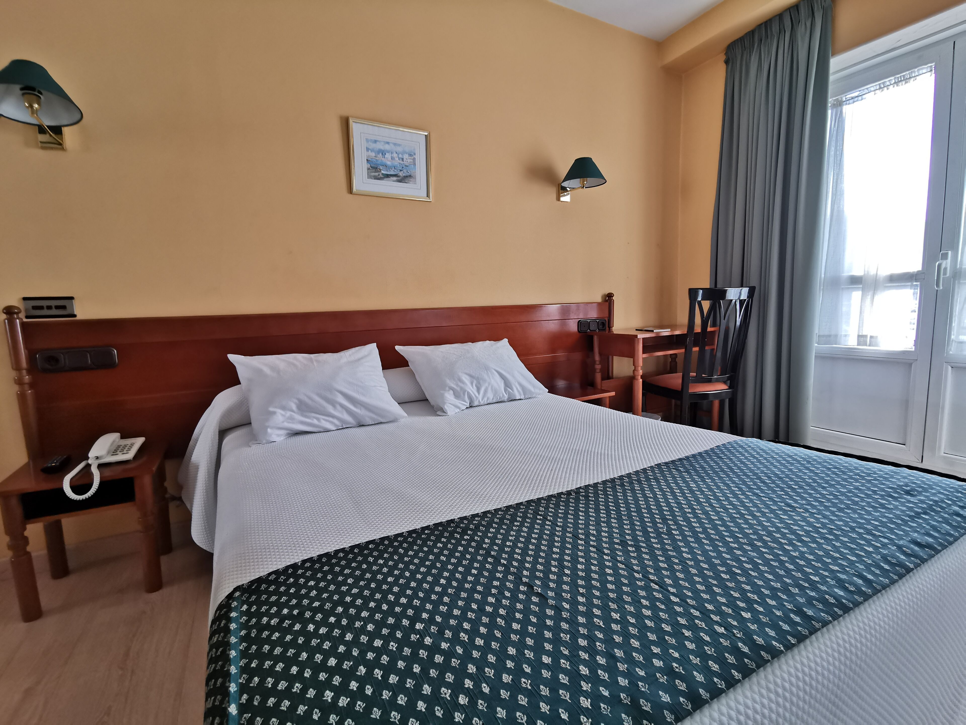 double or twin room | 1 bedroom, desk, laptop workspace, free wifi