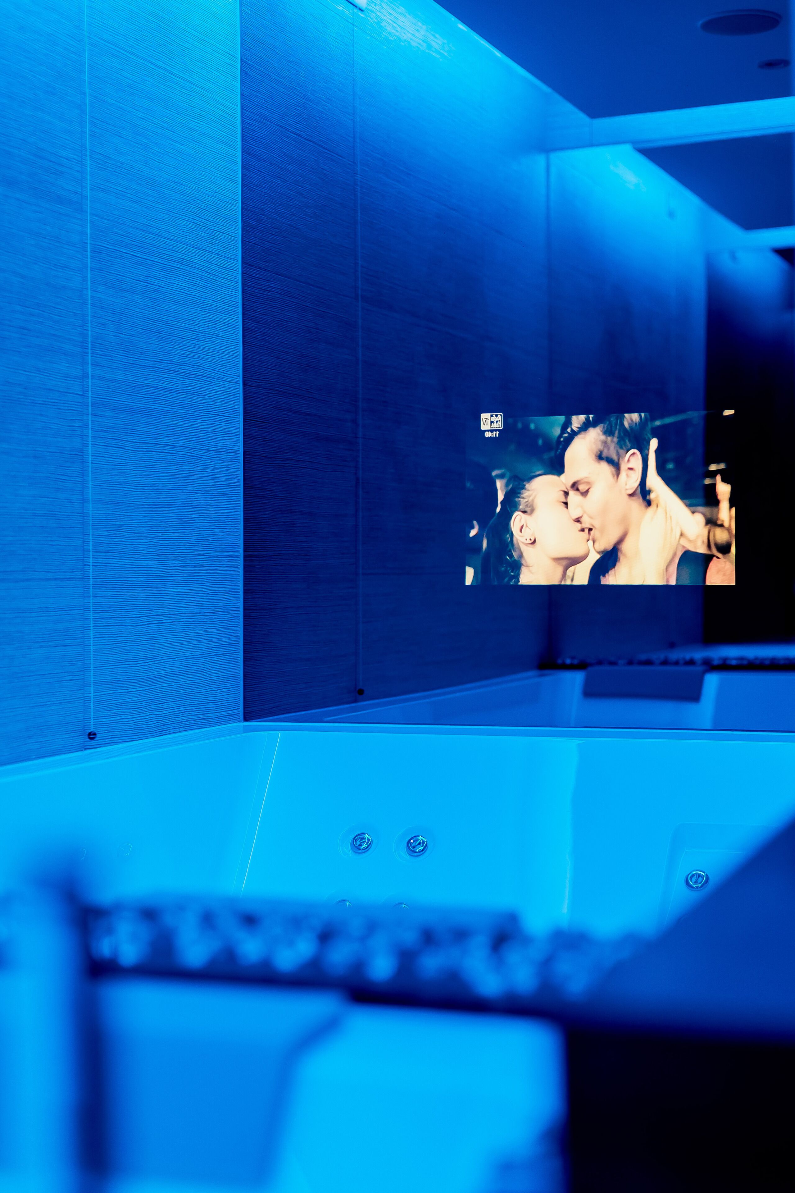 superior double room, 1 king bed (direct access) | bathroom | shower, free toiletries, hair dryer, bidet