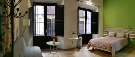 Deluxe Double Room, Private Bathroom | 1 bedroom, in-room safe, individually decorated, individually furnished