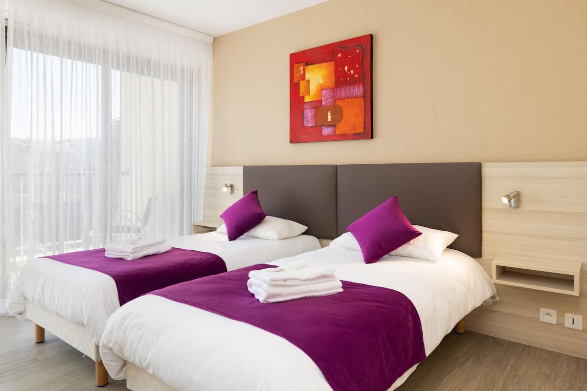 Double or Twin Room | Desk, soundproofing, free cots/infant beds, free WiFi