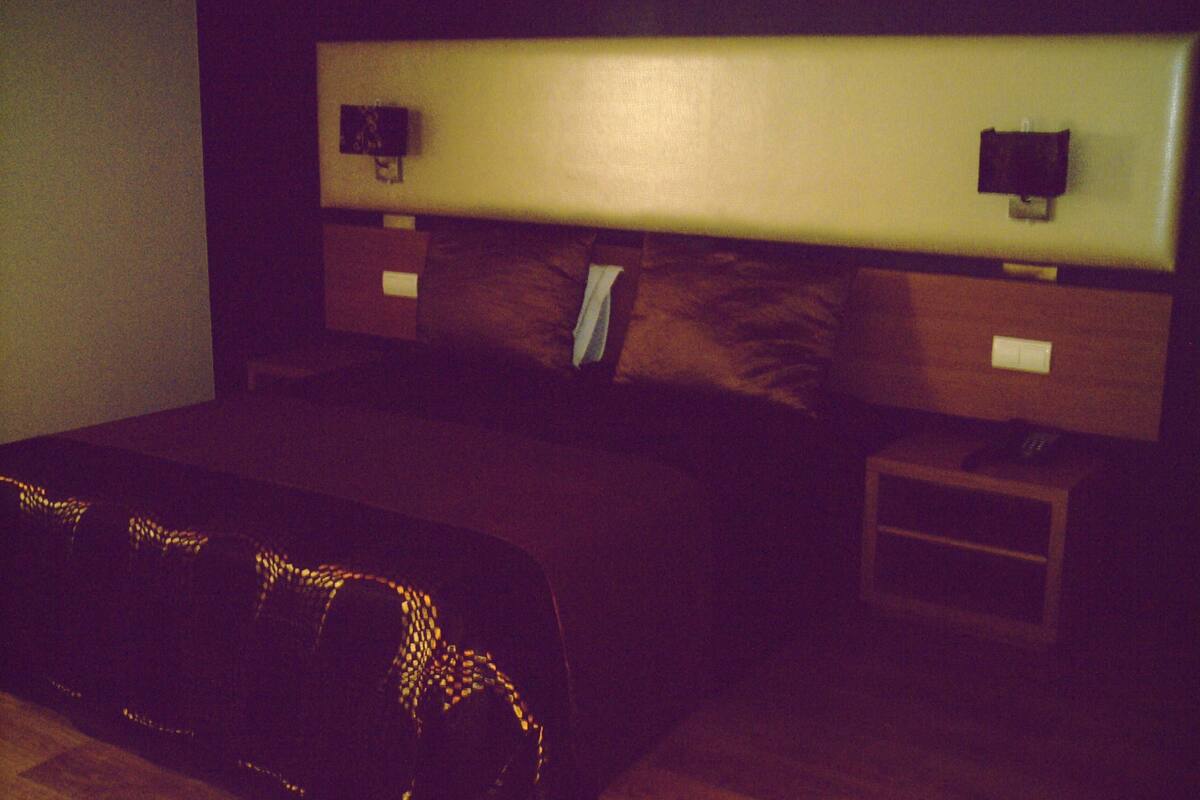 Habitación con 1 cama matrimonial o 2 individuales