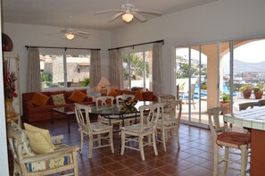 Superior Villa, 3 Bedrooms | In-room dining