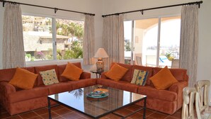 Unclassified image, 4 of 26, button - Casa Santa Rita (Cabo San Lucas)