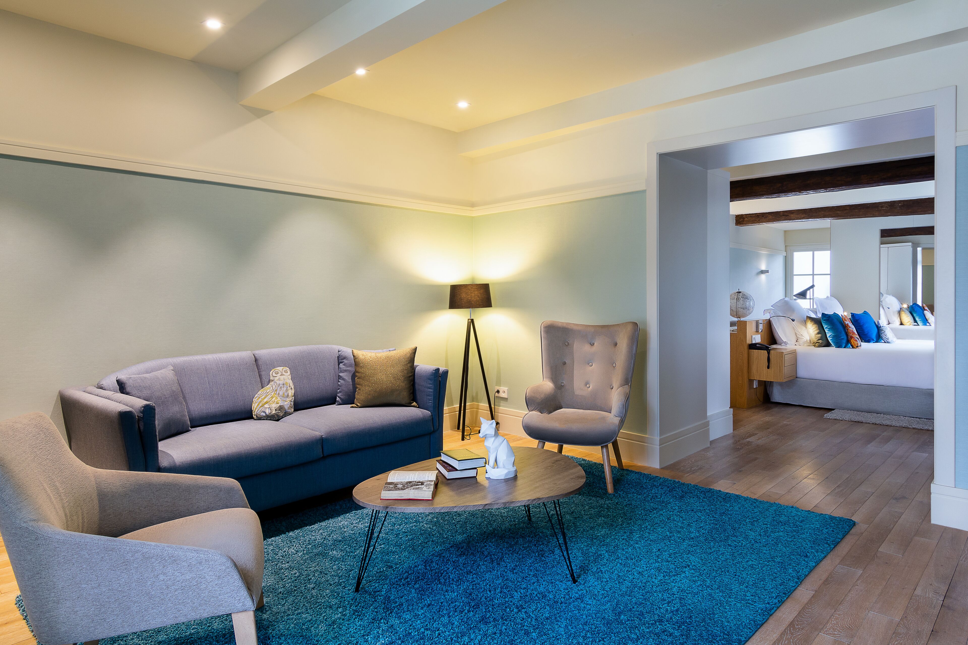 family suite, terrace | living area | flat-screen tv