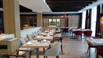 Daily buffet breakfast (EUR 18 per person)