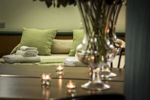 Matelas Select Comfort, minibar, coffres-forts dans les chambres, bureau