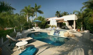 Outdoor pool - Casa Sun Guadalupe (San José del Cabo)