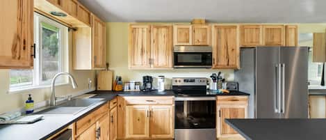 House, 3 Bedrooms, Patio | Living area | 55-inch flat-screen TV with satellite channels, TV