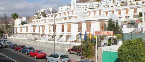 Façana frontal de l'allotjament