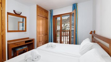 2 dormitorios, wifi gratis, ropa de cama