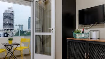 Minibar, in-room safe, desk, blackout curtains