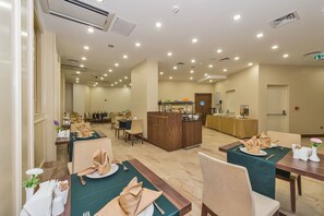 Daily buffet breakfast for a fee - Hotel Boursier 1 & SPA Istanbul (Istanbul)
