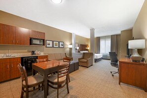 Suite, 1 King Bed with Sofa bed, Non Smoking | Desk, blackout drapes, soundproofing, iron/ironing board - Comfort Suites West Omaha (Omaha)