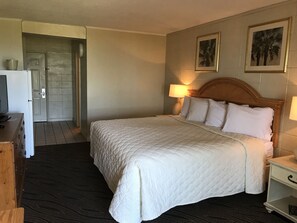 熨斗/熨衣板、免费 WiFi、床单