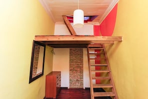 Interior - Casa Verde Limon - Hostel (Valparaiso)