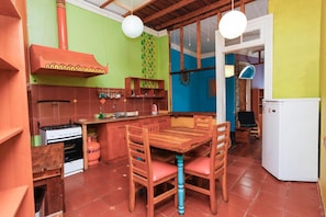 Private kitchen - Casa Verde Limon - Hostel (Valparaiso)