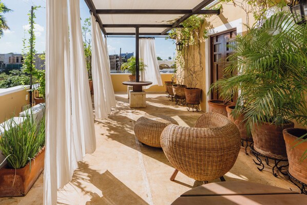 Appartement Penthouse, 3 chambres (Suite) | Draps en coton égyptien, literie de qualité