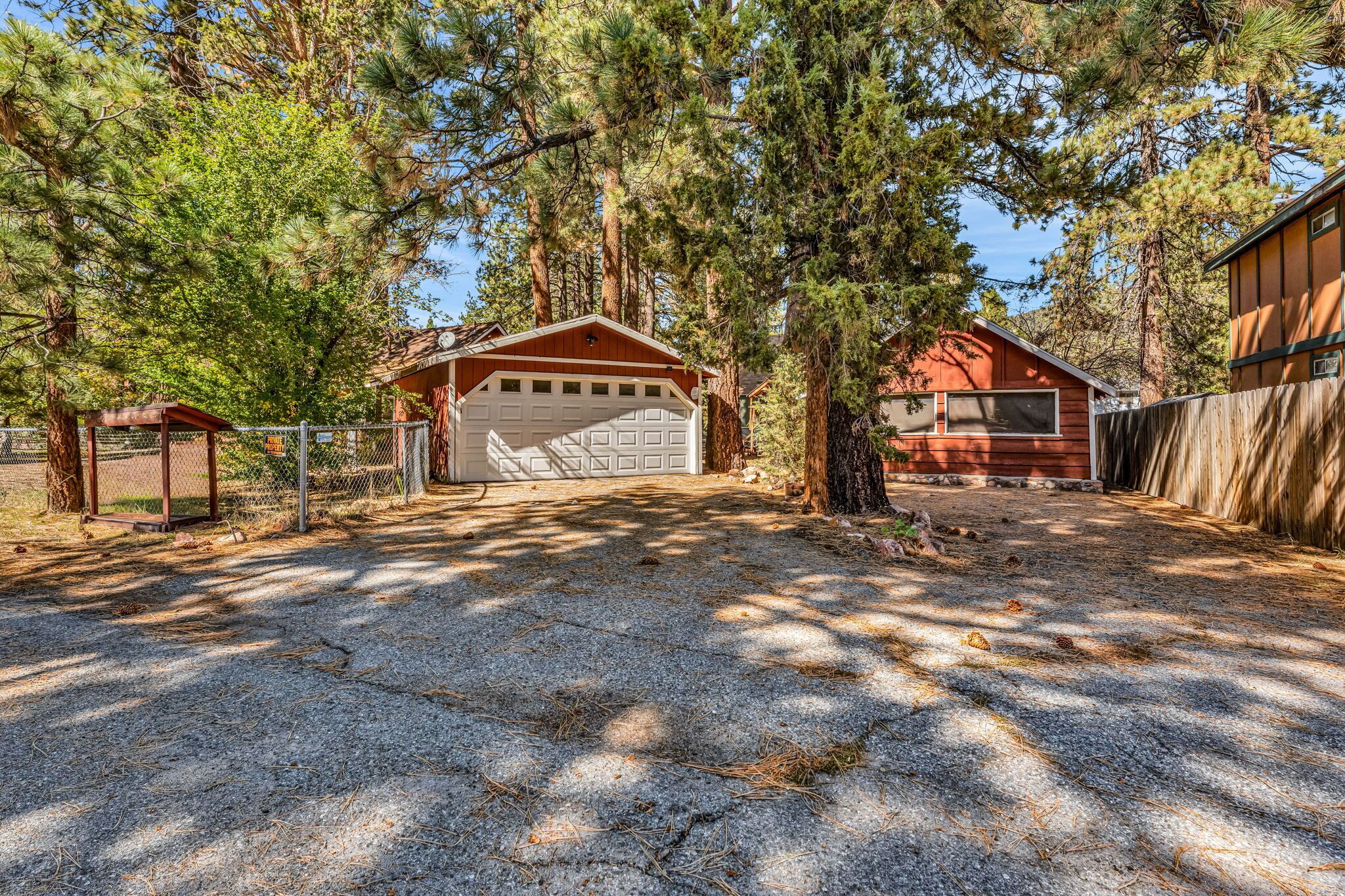 Mặt tiền nơi lưu trú