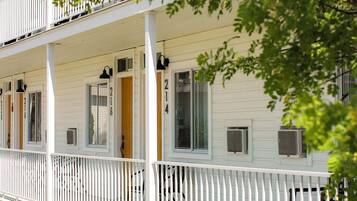 Room 1 Queen Bed Saguenay View | Select Comfort beds, desk, soundproofing, free WiFi