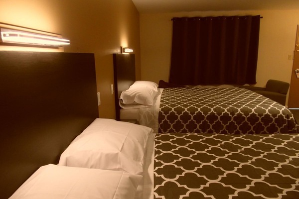 Desk, bed sheets