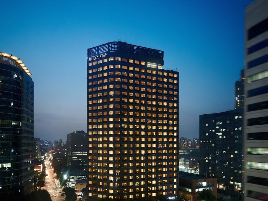 Front of property – evening/night