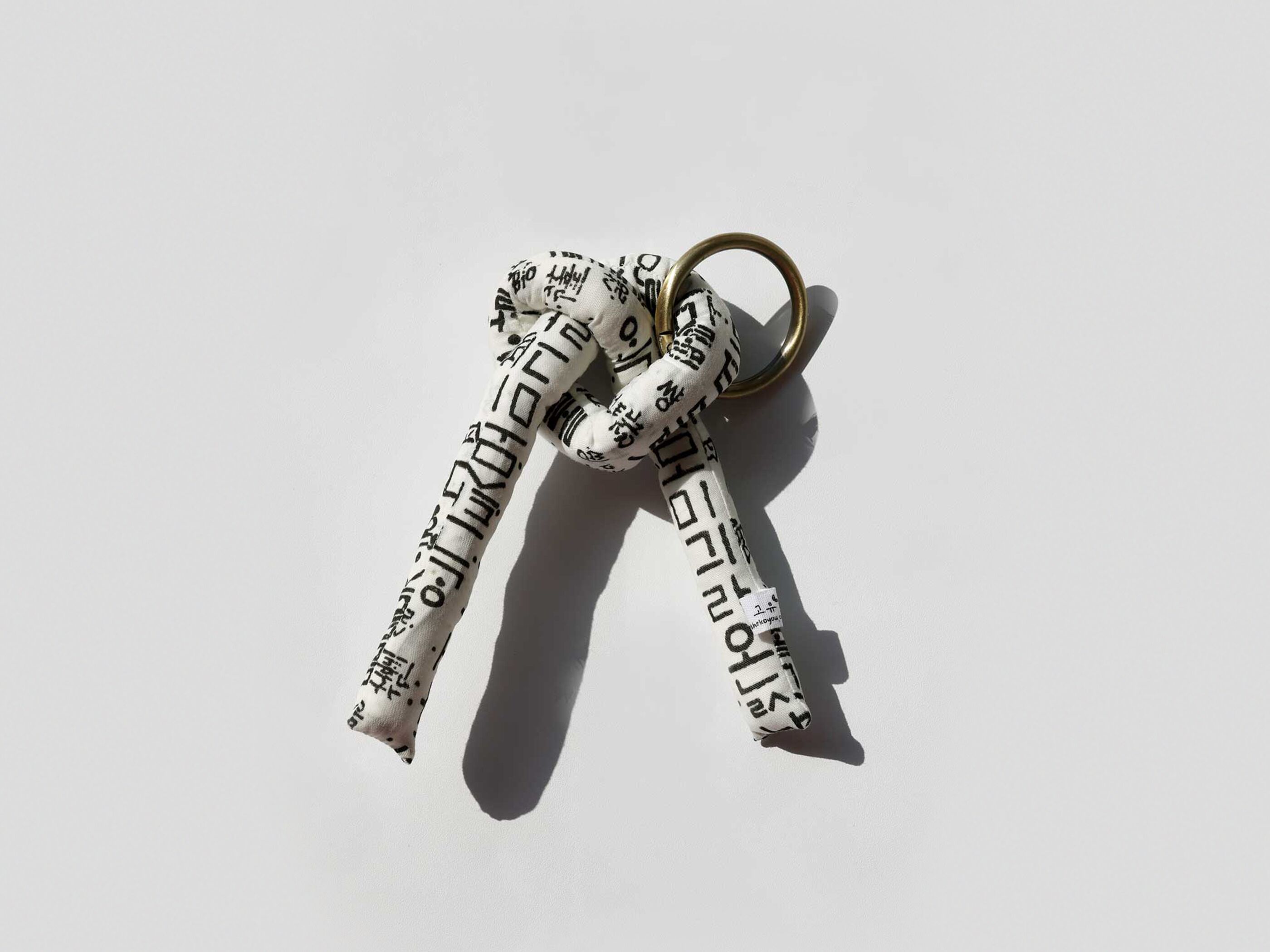 [K-GOODS] Premier Deluxe Double Room (Randomly provided from 2 types/per booking) | Edredón, caja de seguridad en la habitación y escritorio 