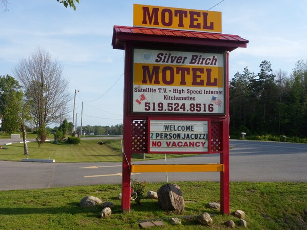 Exterior - Silver Birch Motel (Central Huron)