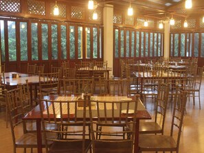 Breakfast, lunch and dinner served - Coron Hilltop View Resort (Coron)