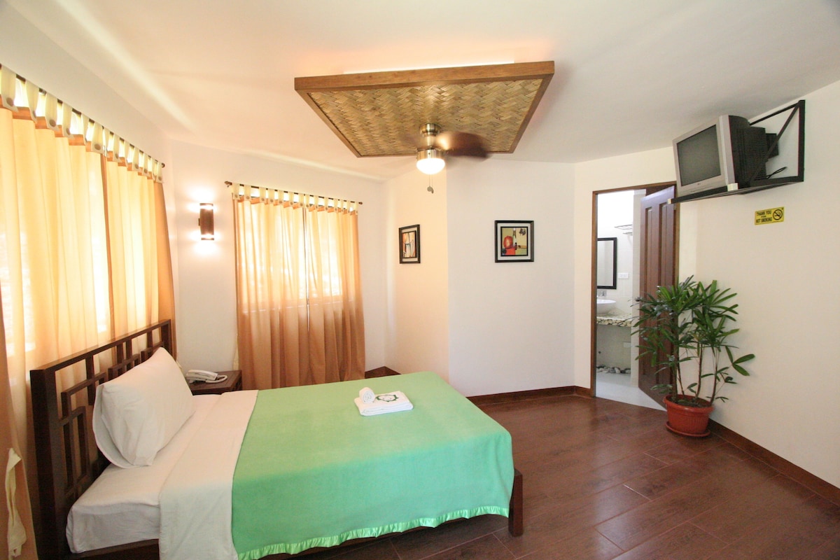 In-room safe, blackout drapes, WiFi (free), bed sheets