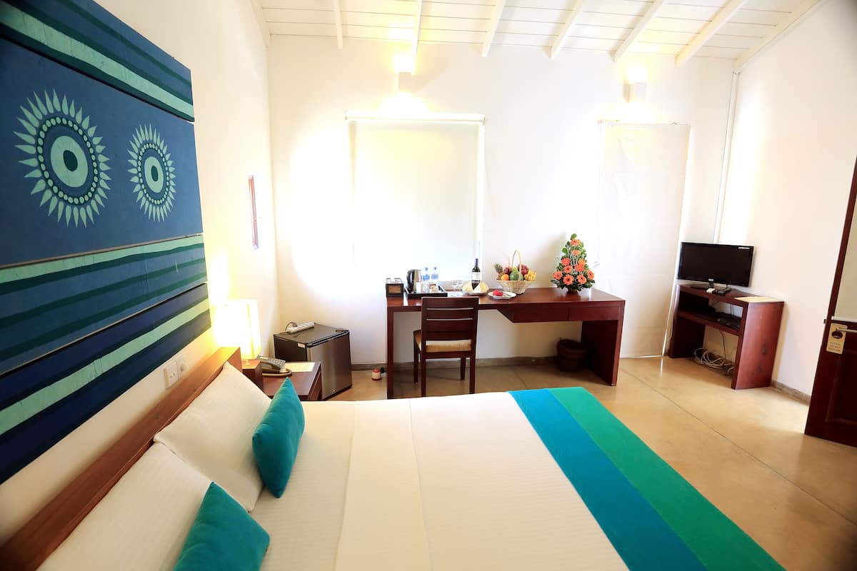 In-room safe, desk, iron/ironing board, rollaway beds